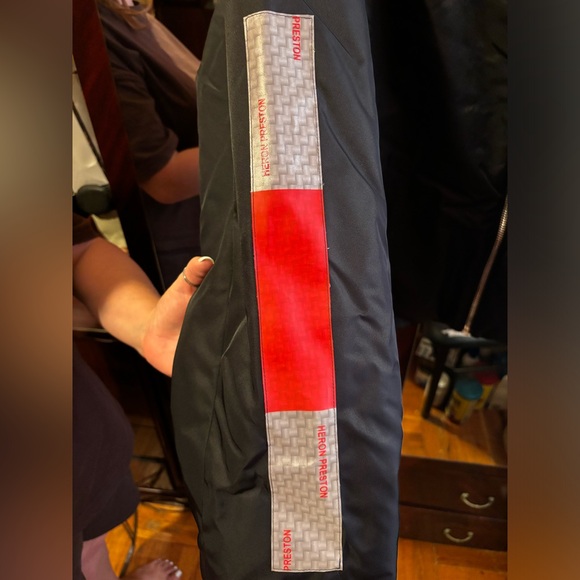 Brand New! Heron Preston Mens Reflective Jacket Size XL. RUNS BIG! - Picture 6 of 12